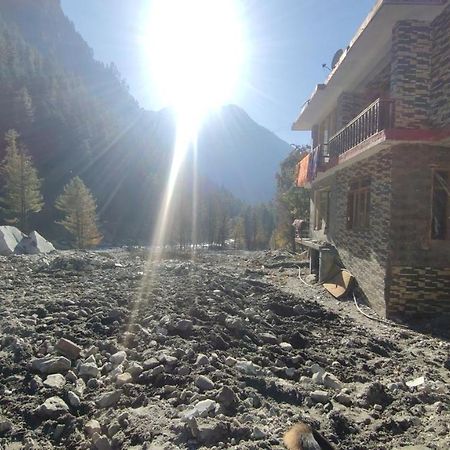 River Stone Cottages & Guest House Kasol Extérieur photo